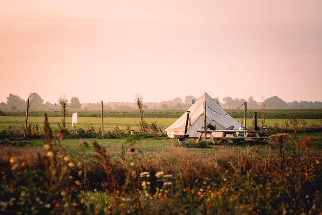 Smuk Lytse Bell Tent Echtenerbrug Exterior photo